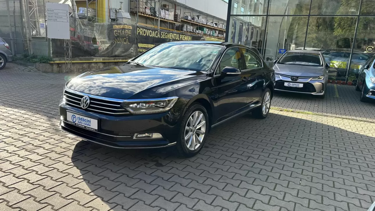 VOLKSWAGEN PASSAT Sedan 2018