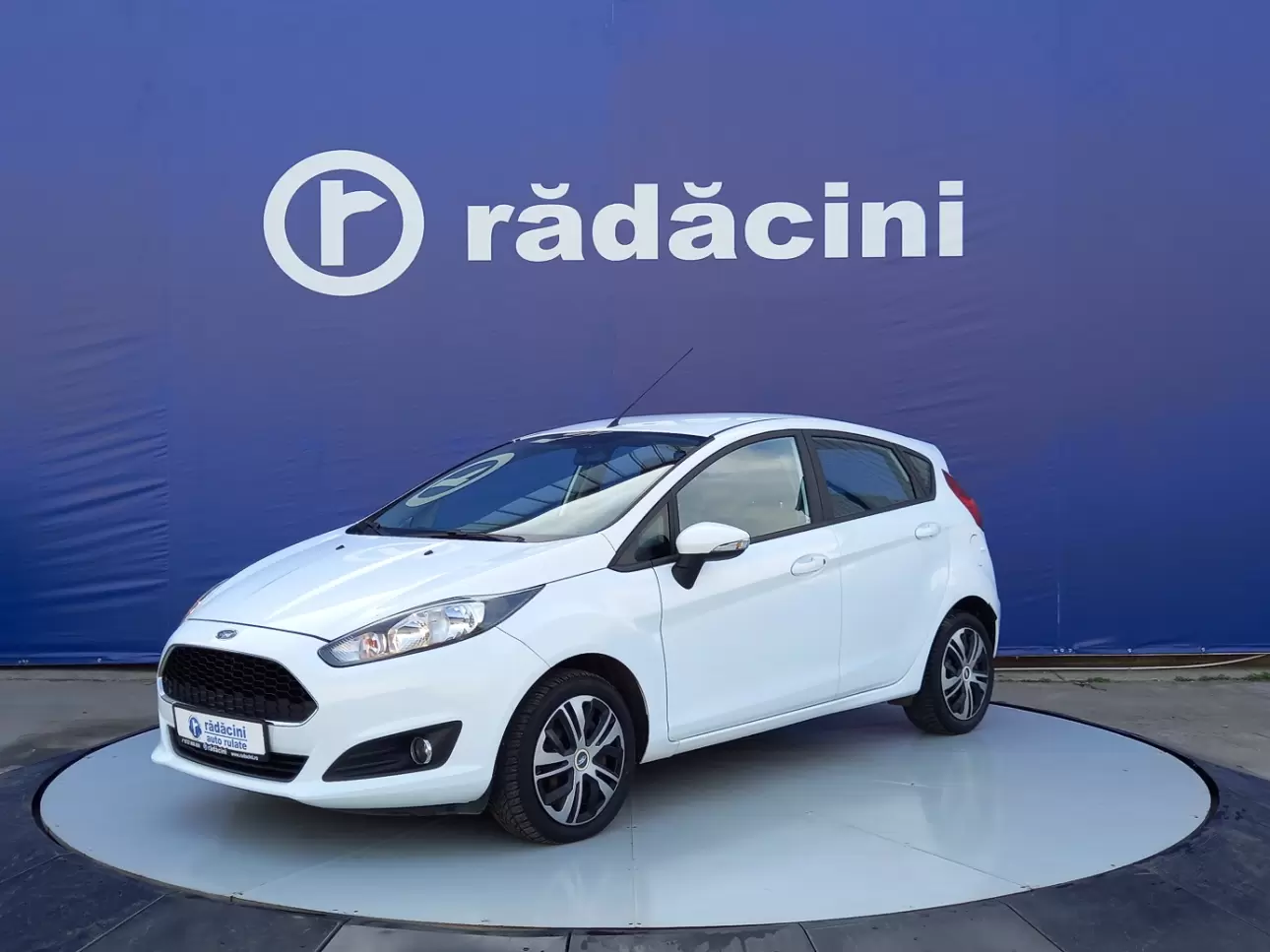 FORD FIESTA Hatchback 2016