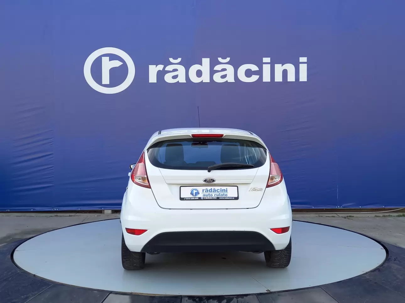 FORD FIESTA Hatchback 2016