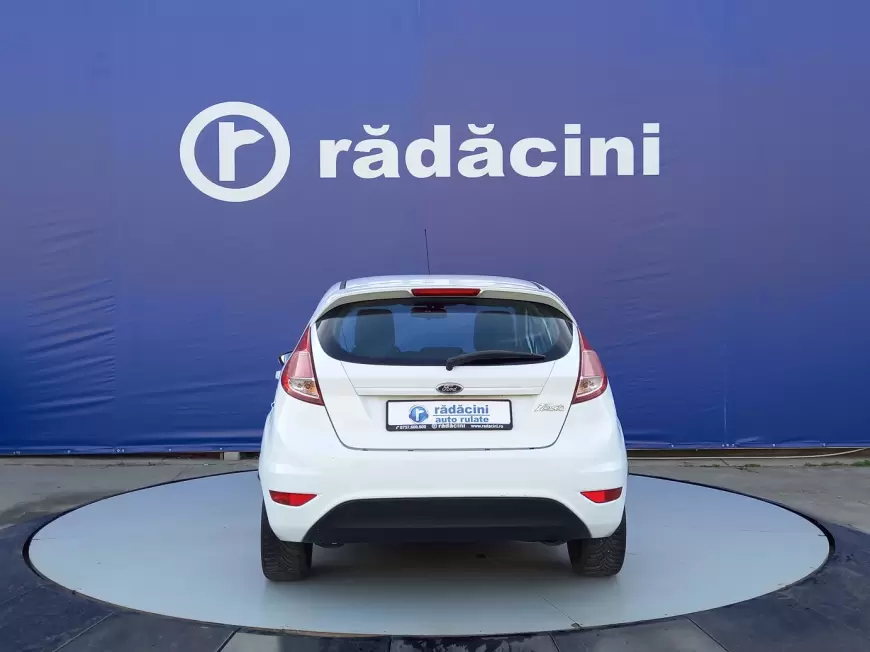 FORD FIESTA Hatchback 2016