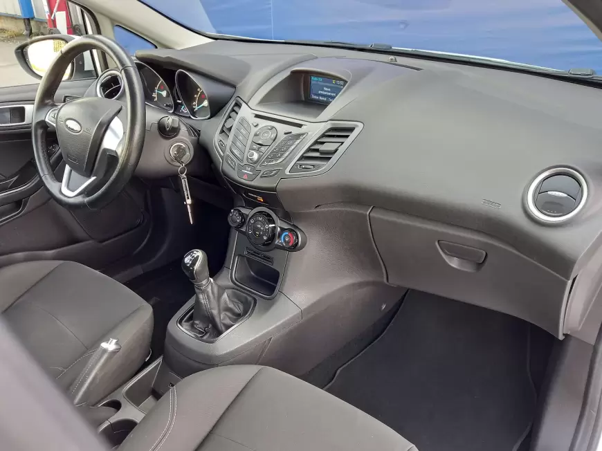FORD FIESTA Hatchback 2016