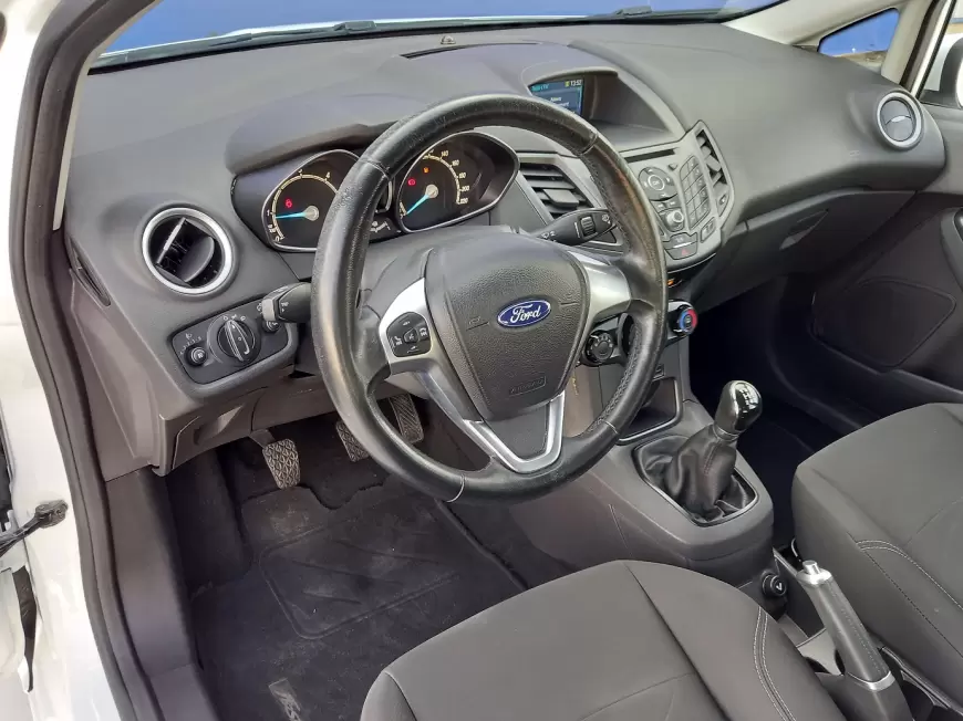 FORD FIESTA Hatchback 2016