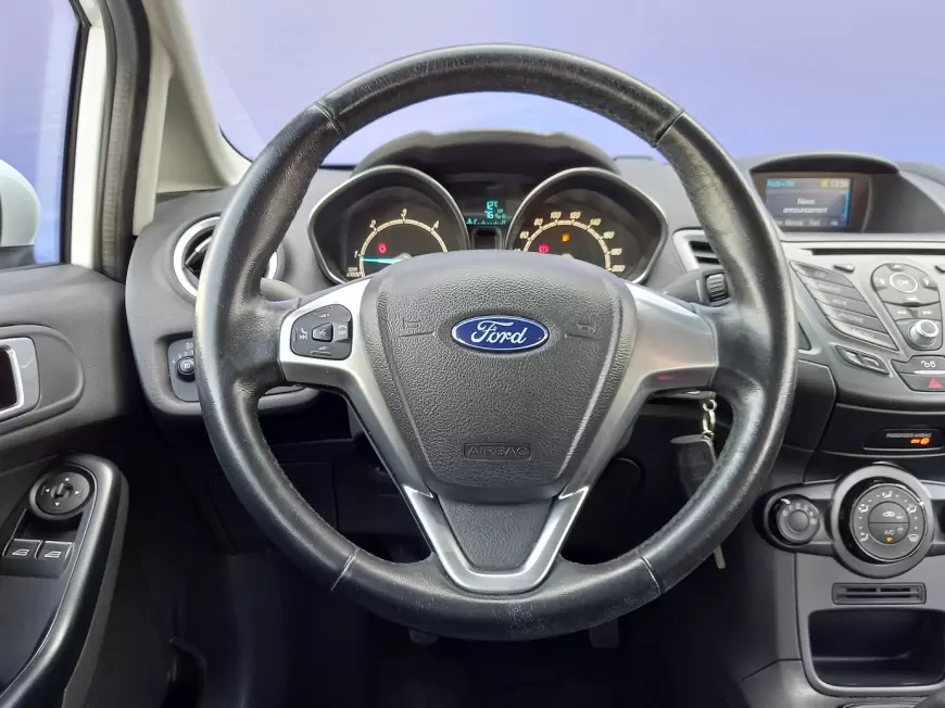 FORD FIESTA Hatchback 2016