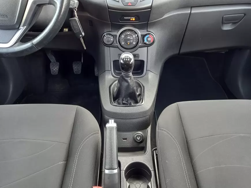 FORD FIESTA Hatchback 2016