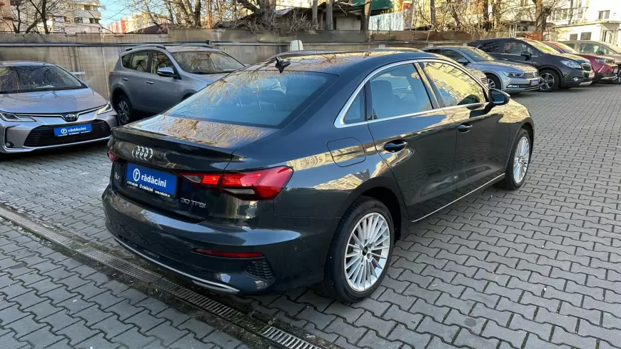 AUDI A3 Sedan 2022