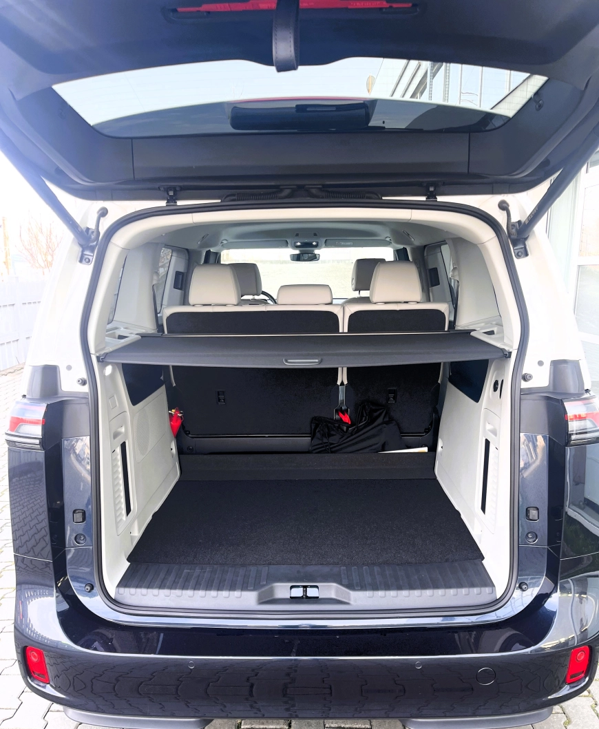 Volkswagen ID.BUZZ 100% electric.