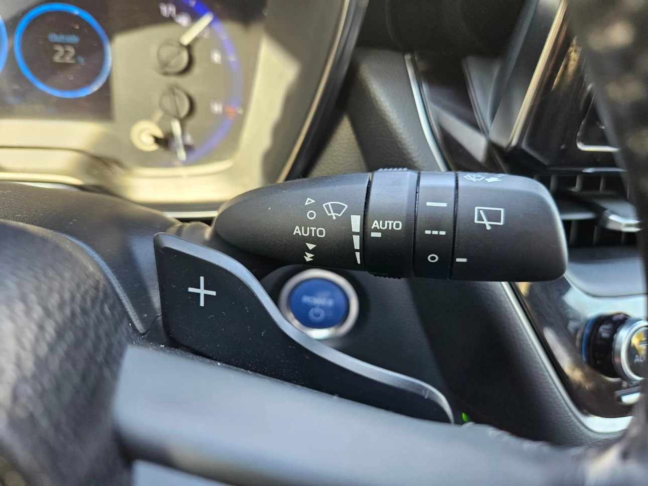 TOYOTA COROLLA TS 2.0 HYBRID EXCLUSIVE PLUS 180HP 2019