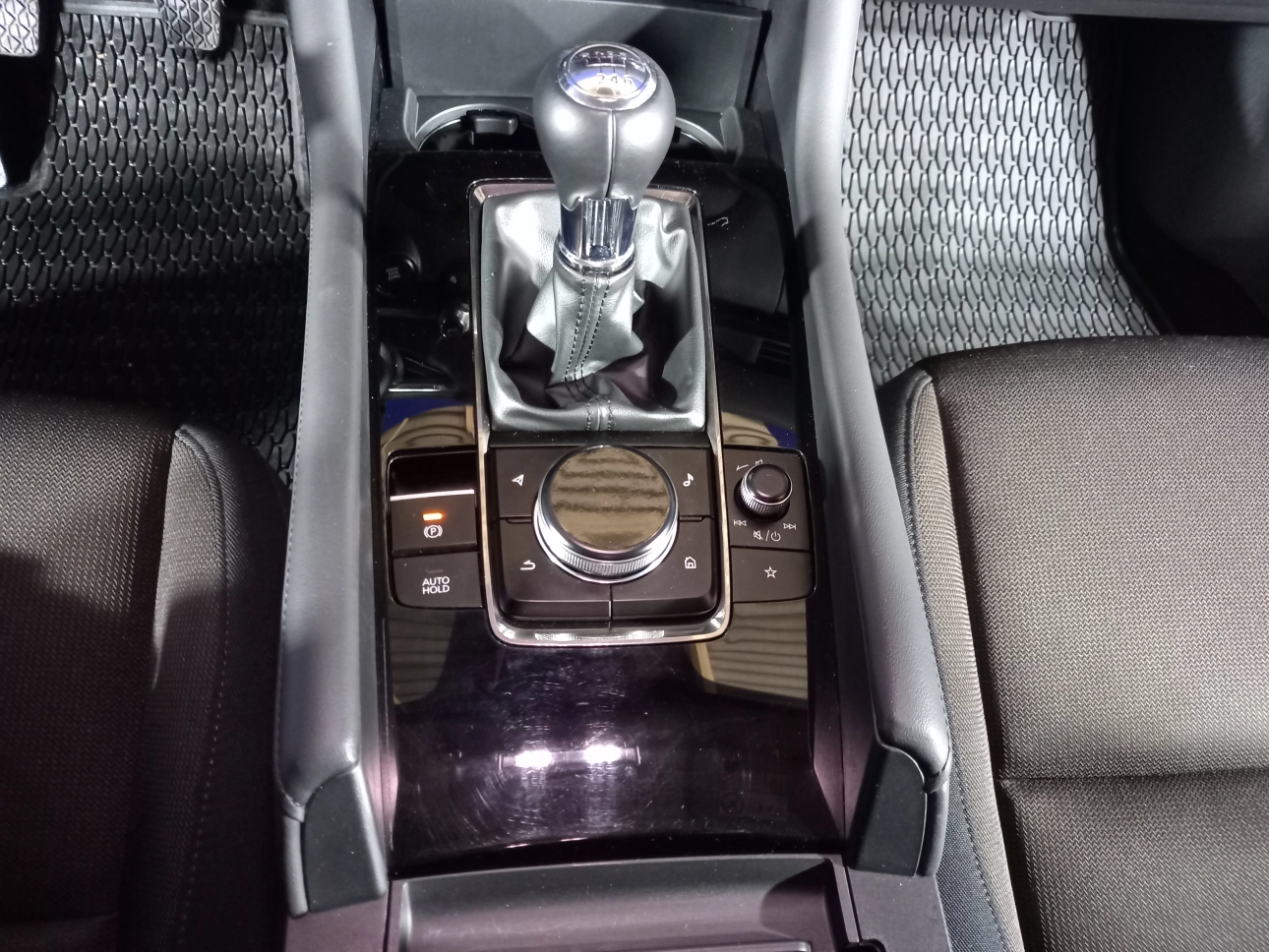 MAZDA MAZDA 3 Sedan 2020