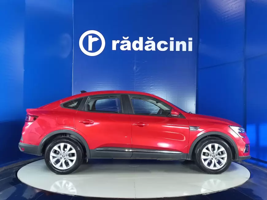 RENAULT ARKANA SUV 2021
