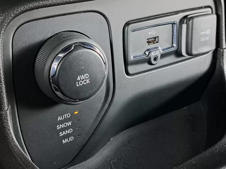 JEEP RENEGADE SUV 2017