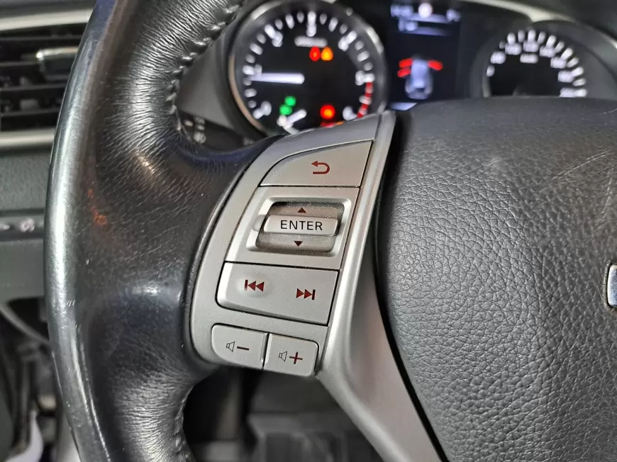 NISSAN X-TRAIL SUV 2016