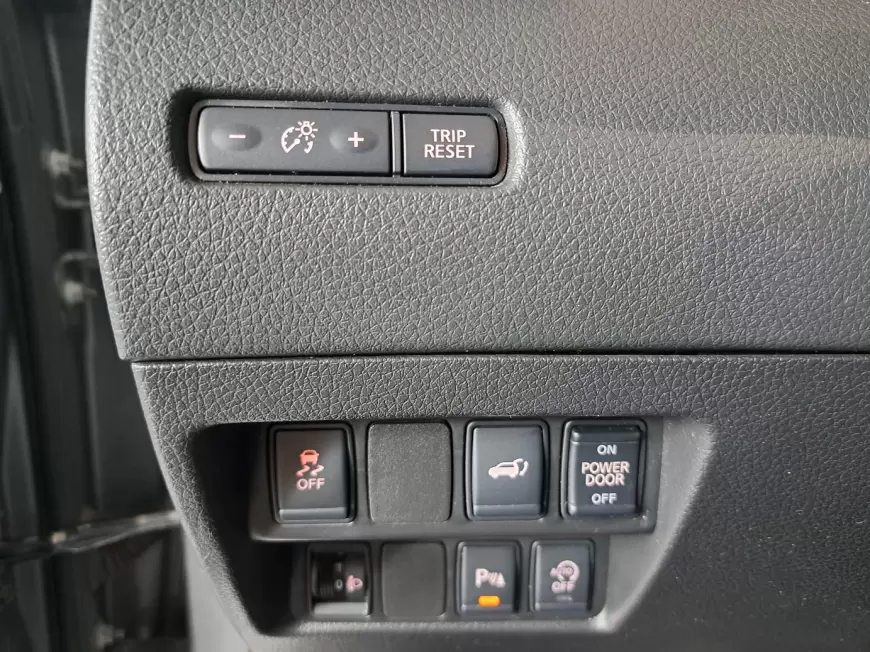 NISSAN X-TRAIL SUV 2016