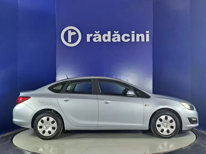 OPEL ASTRA Sedan 2014
