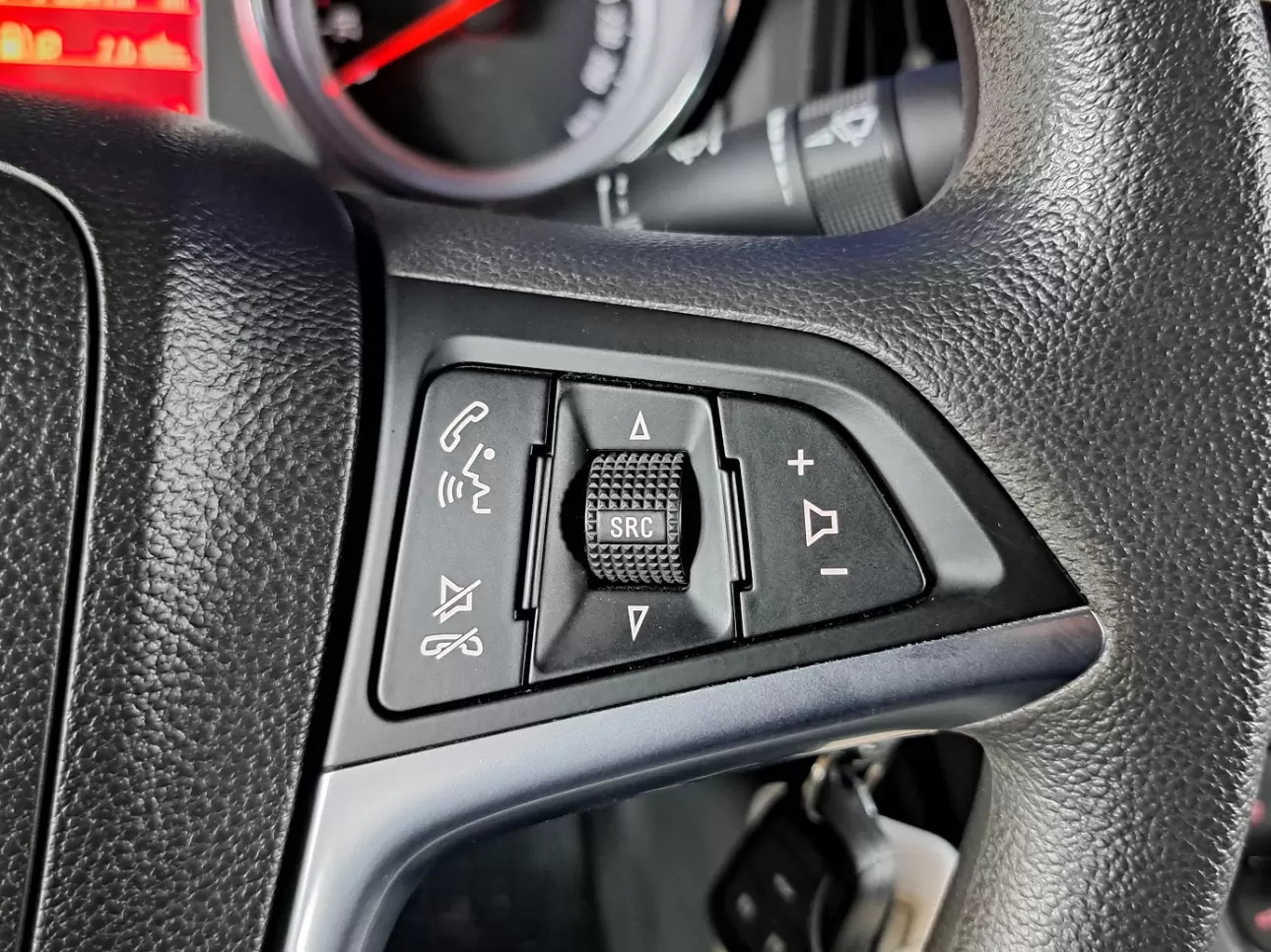 OPEL ASTRA Sedan 2014