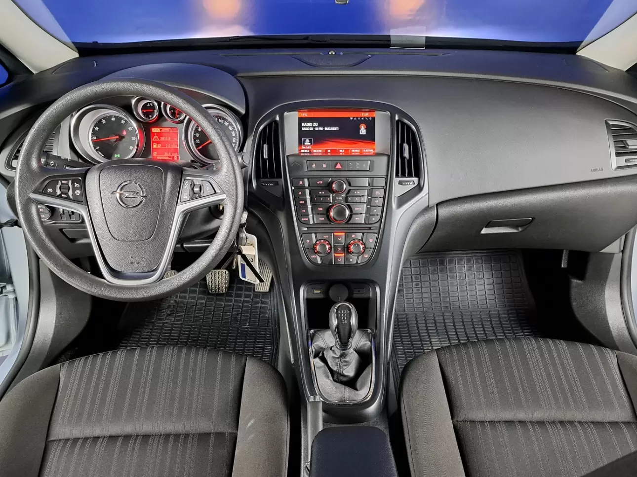 OPEL ASTRA Sedan 2014