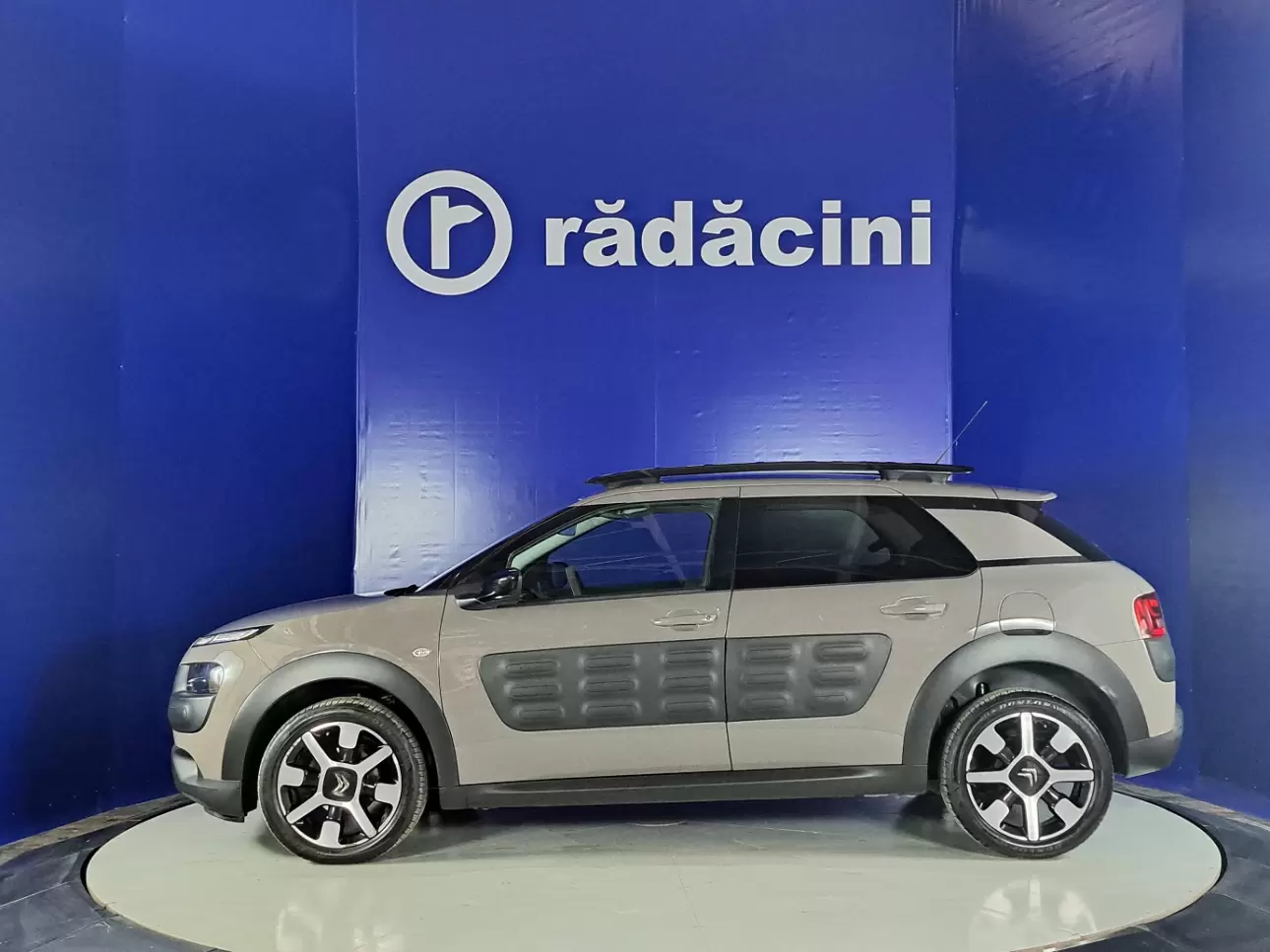 CITROEN C4 CACTUS Hatchback 2017