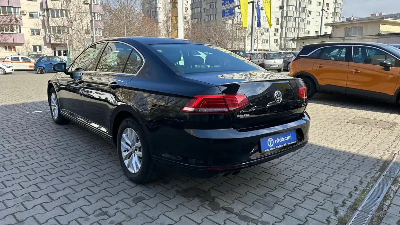 VOLKSWAGEN PASSAT 4Motion Sedan 2019