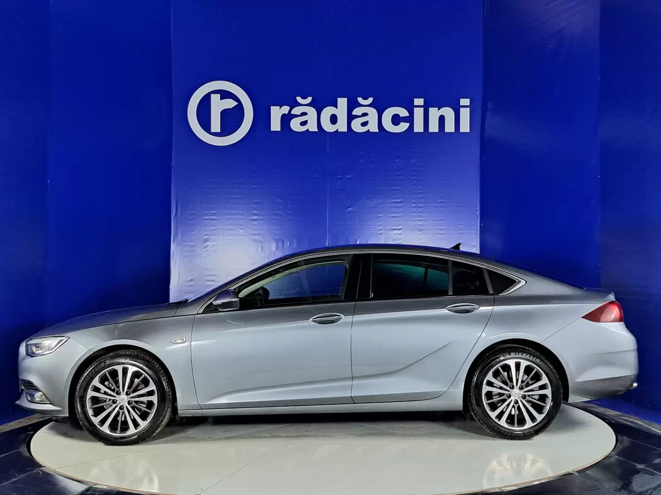 OPEL INSIGNIA Sedan 2020