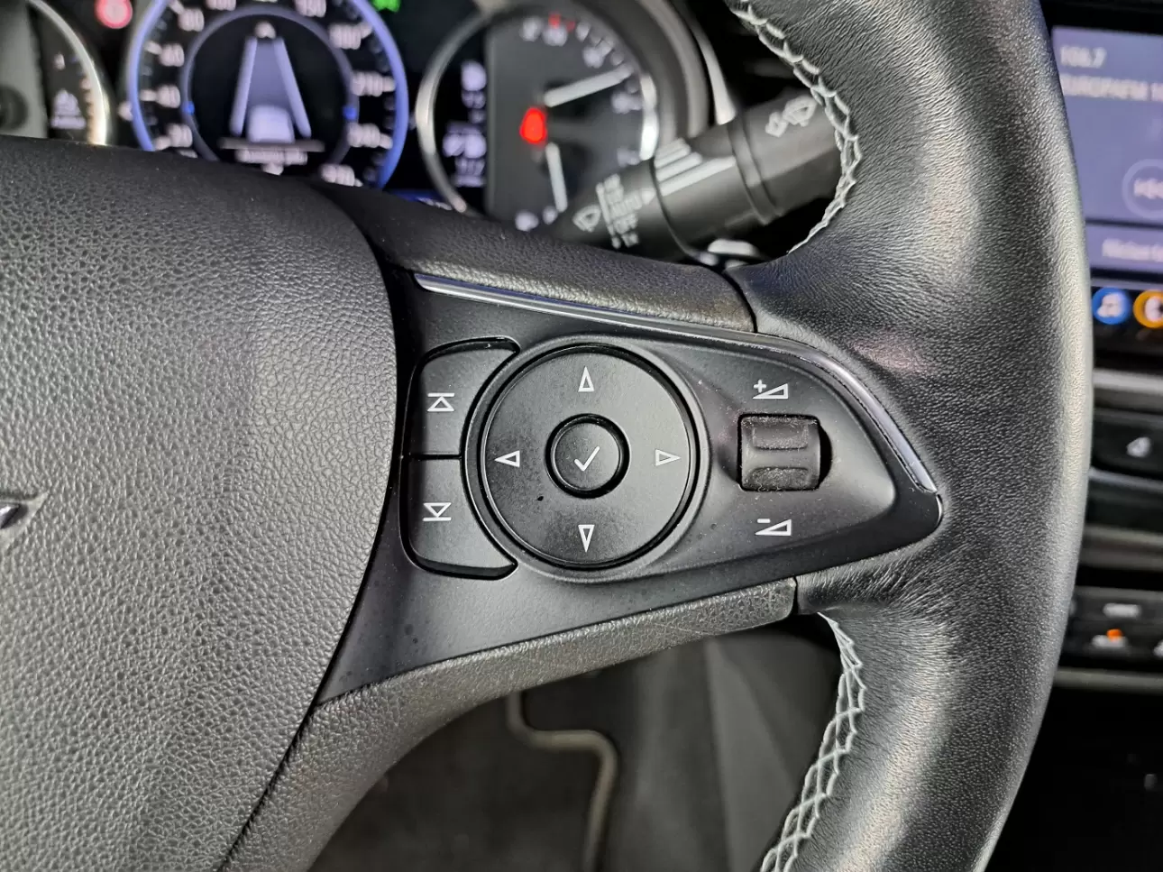 OPEL INSIGNIA Sedan 2020
