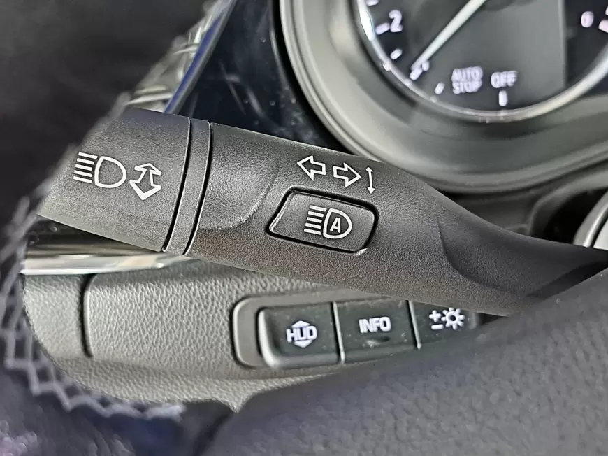 OPEL INSIGNIA Sedan 2020