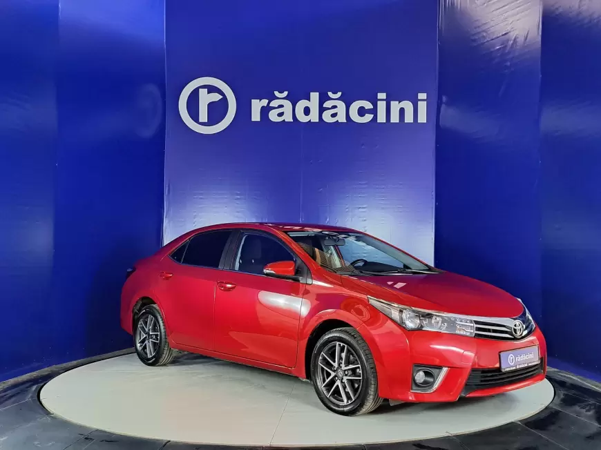 TOYOTA COROLLA Sedan 2015