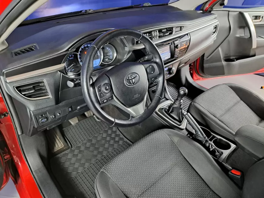 TOYOTA COROLLA Sedan 2015