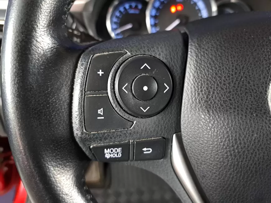 TOYOTA COROLLA Sedan 2015