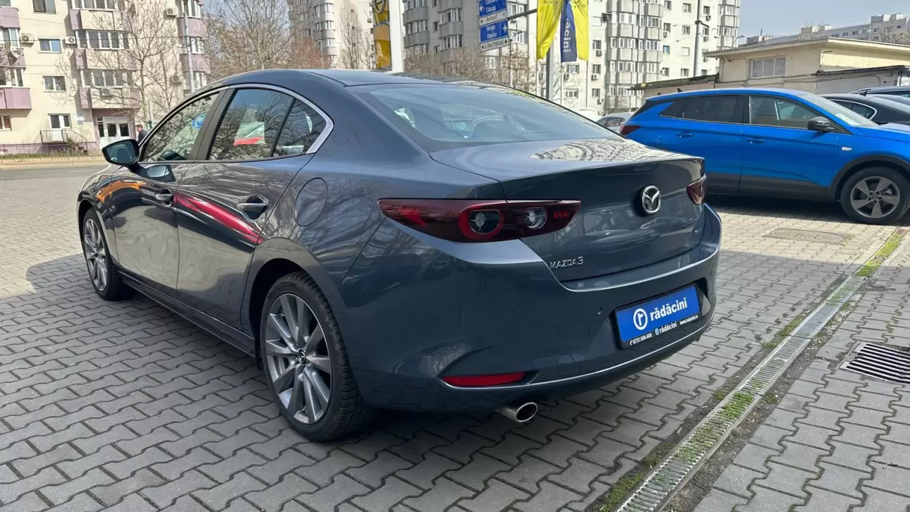 MAZDA 3 Sedan 2023