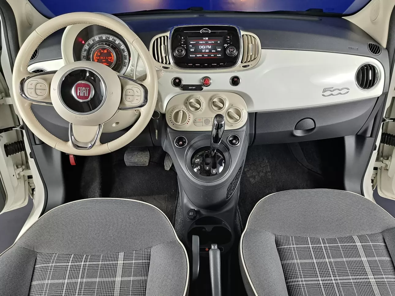 FIAT 500 Hatchback 2016