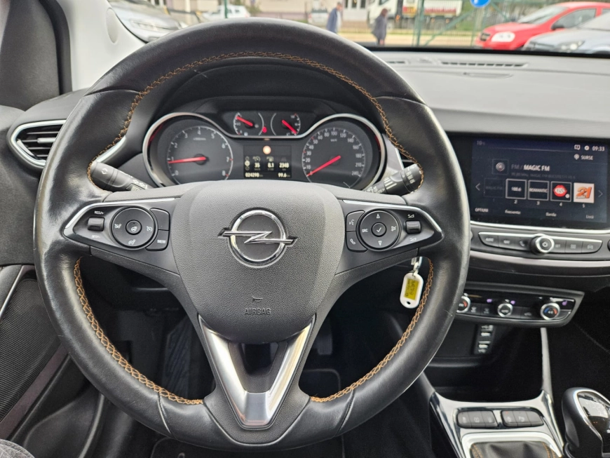 Opel Crossland X SUV 2018