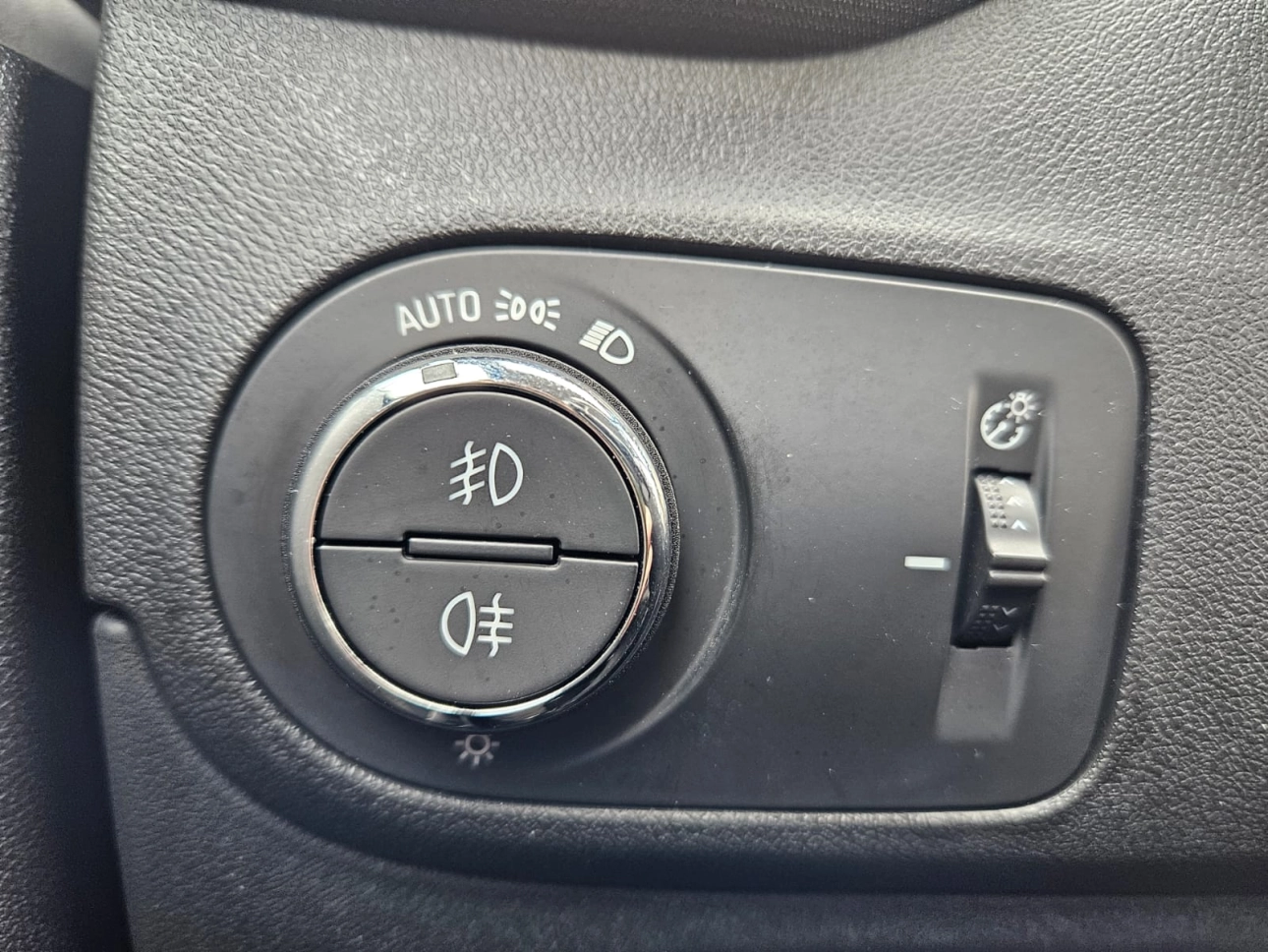 Opel Crossland X SUV 2018