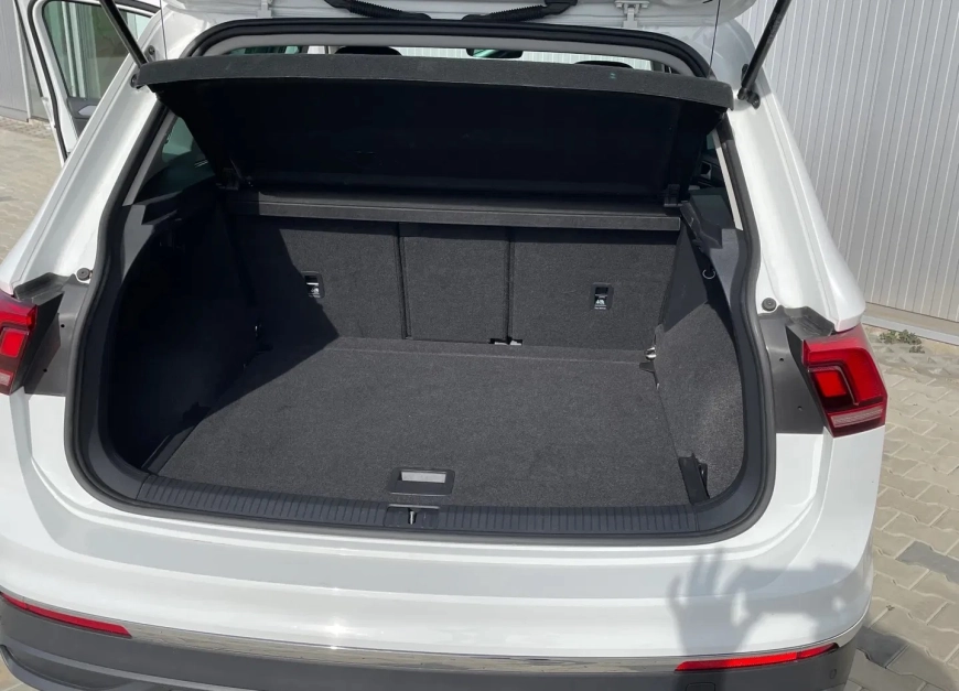 Volkswagen Tiguan Compact SUV 2023