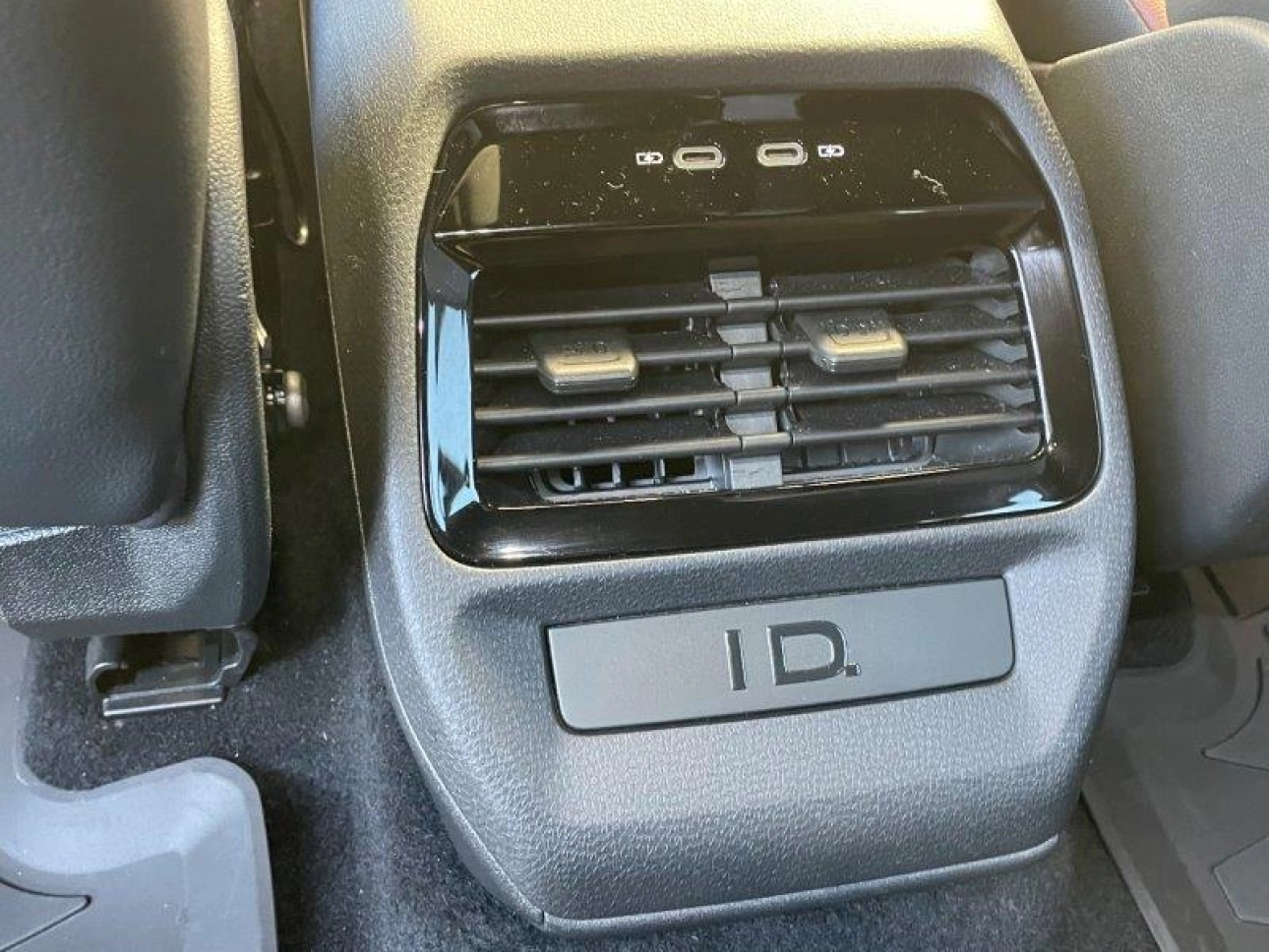 Volkswagen ID.4 SUV 2023