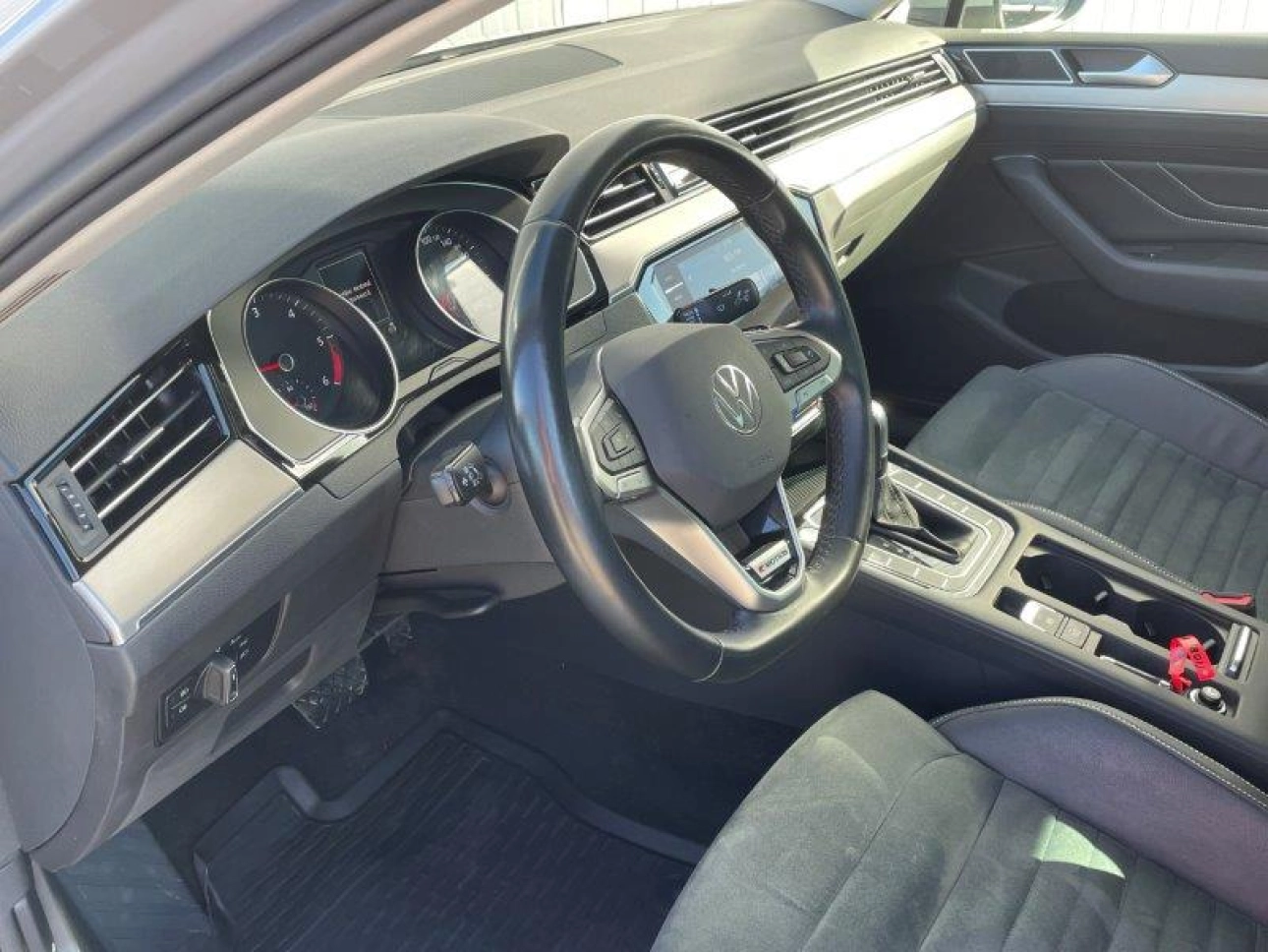 Volkswagen Passat Sedan 2022
