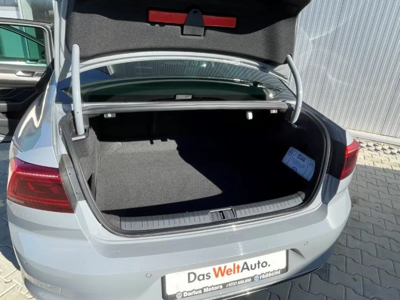Volkswagen Passat Sedan 2022