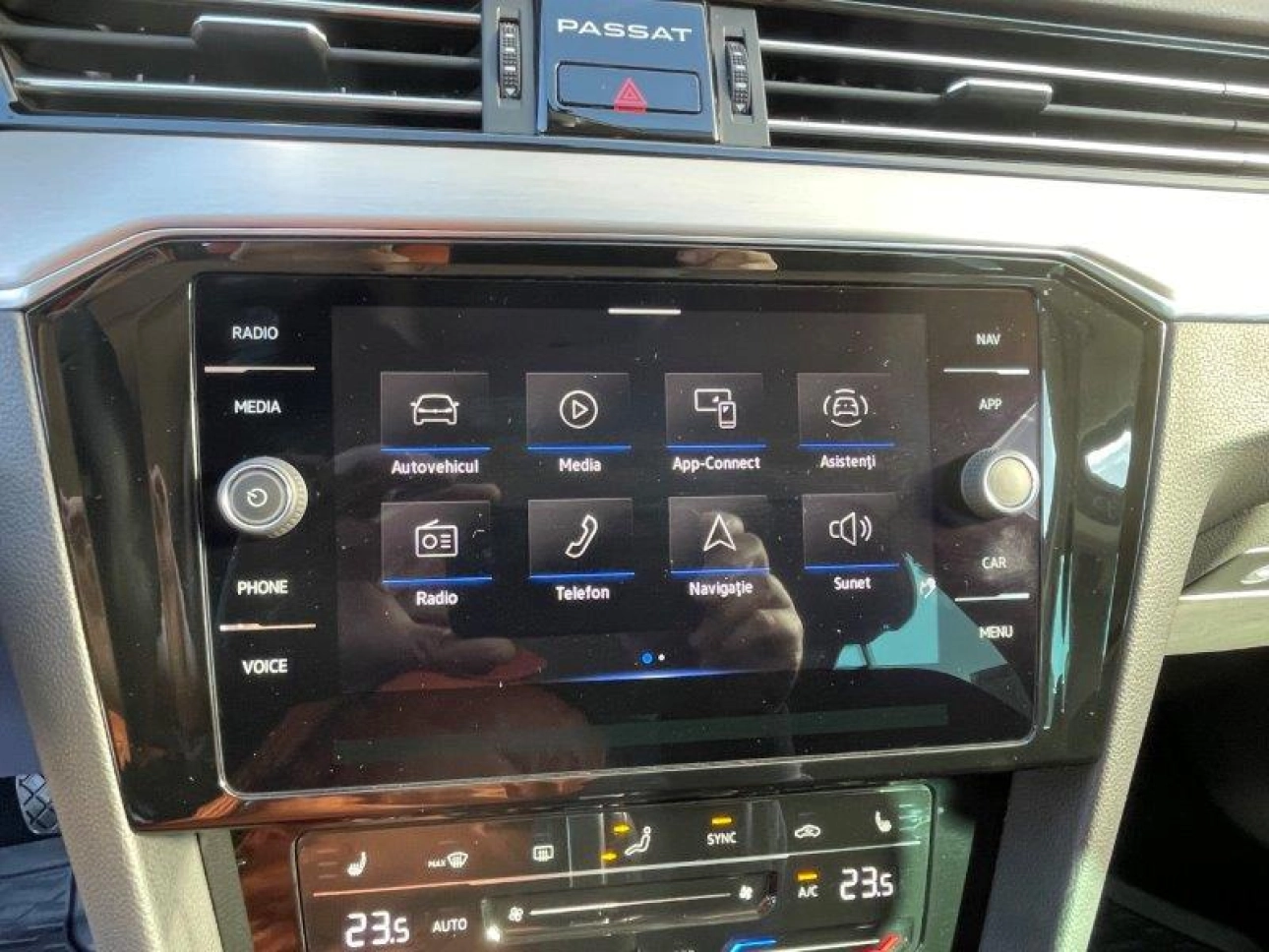 Volkswagen Passat Sedan 2022