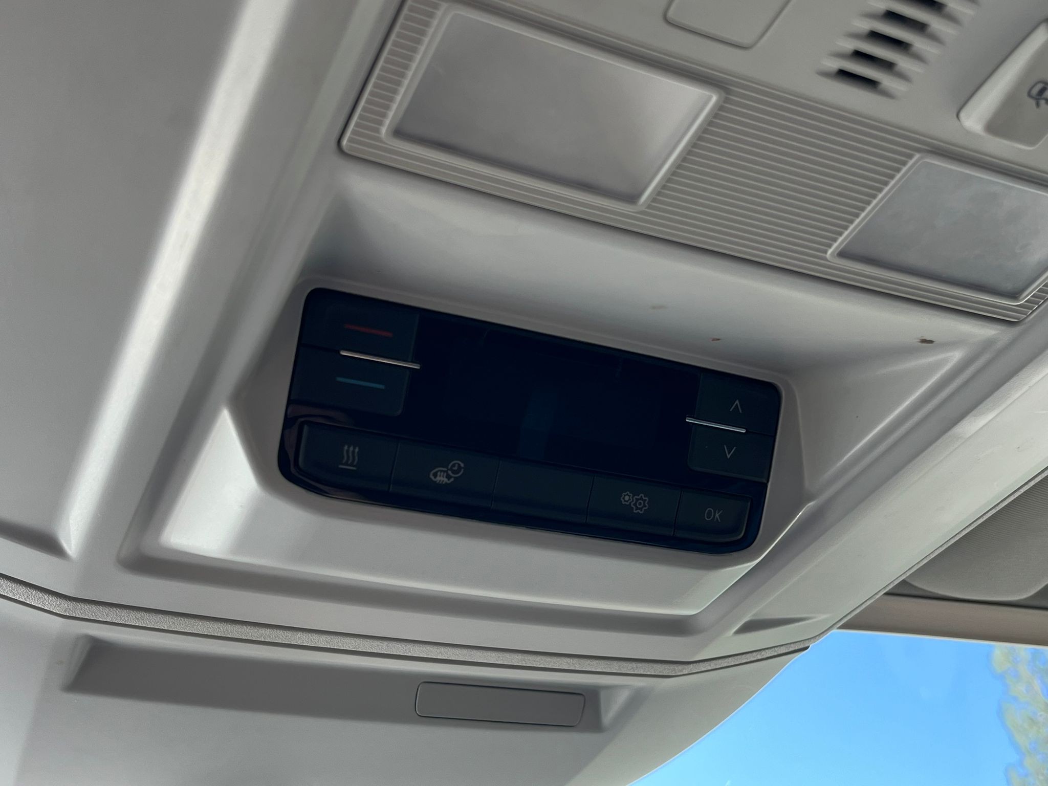 VOLKSWAGEN Crafter 2023 — imagine 18