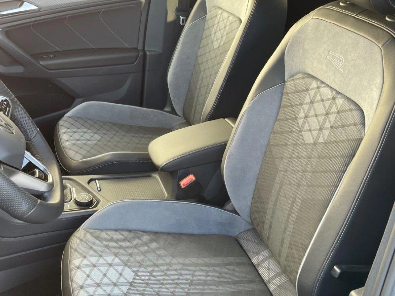 Volkswagen Tiguan SUV 2023