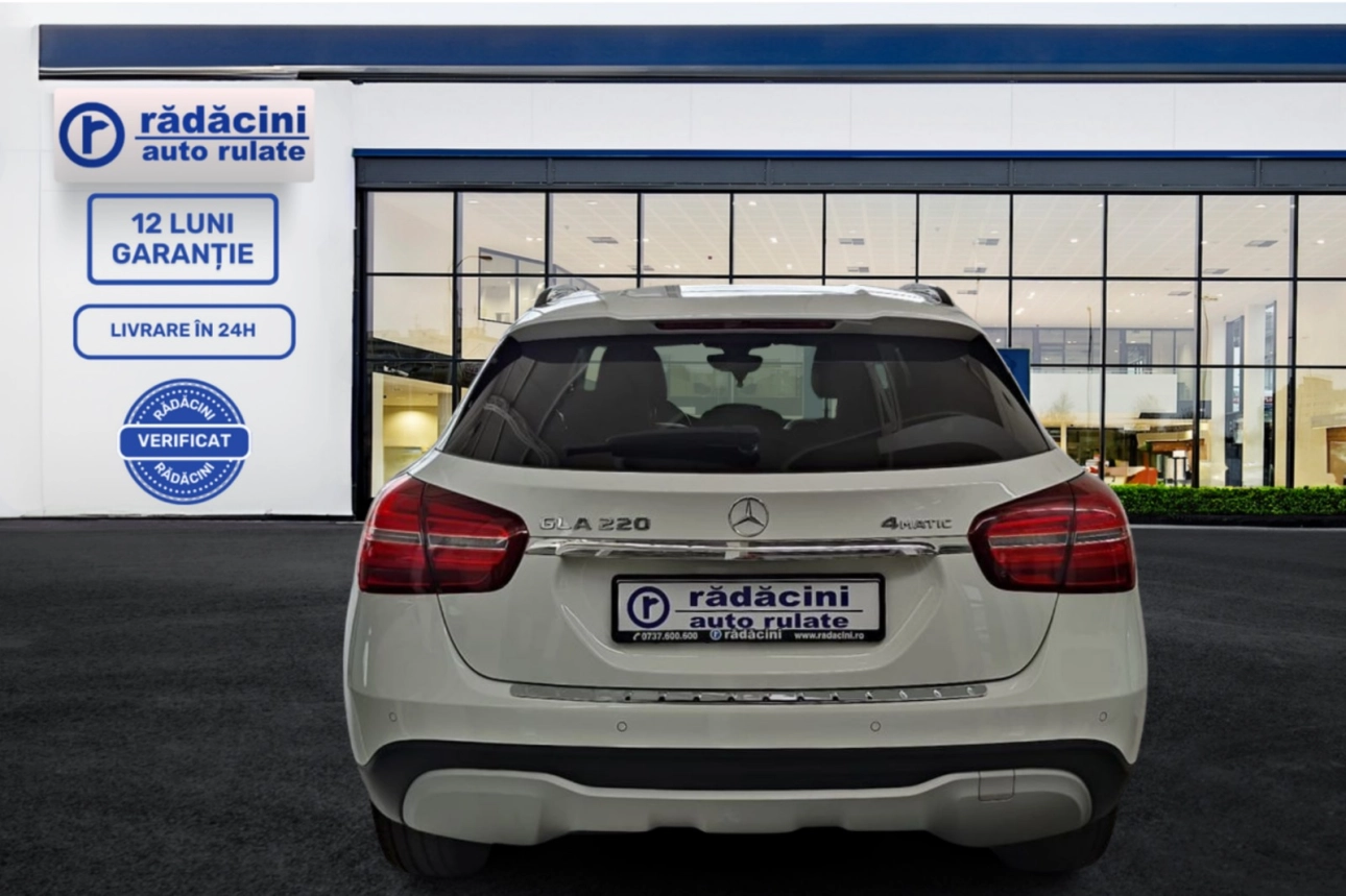 MERCEDES BENZ GLA 220 Compact SUV 2019