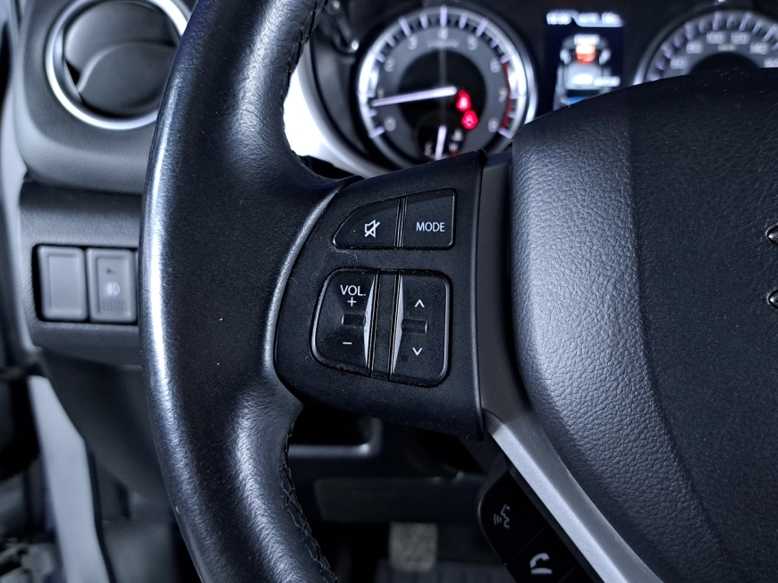 SUZUKI VITARA SUV 2020