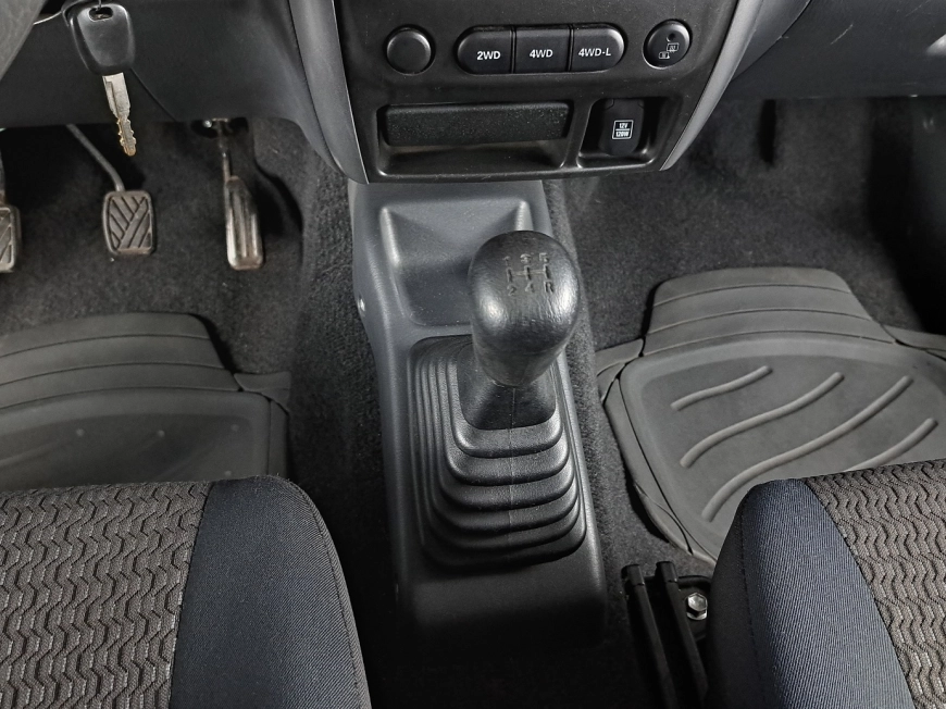 SUZUKI JIMNY SUV 2012