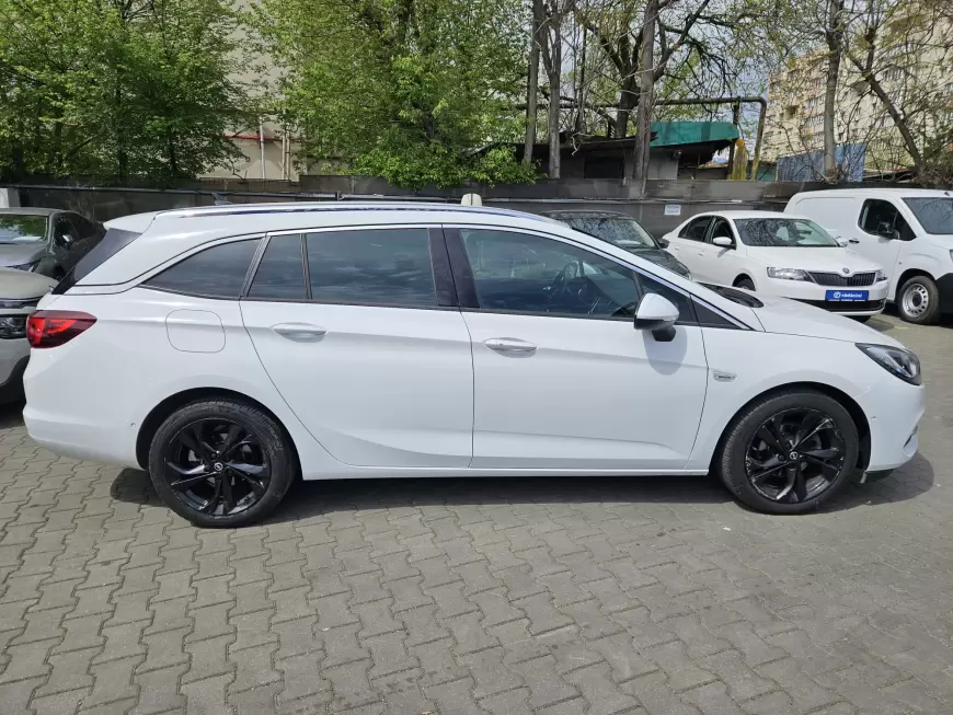 Opel Astra Hatchback 2020