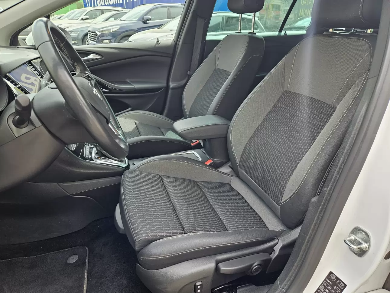 Opel Astra Hatchback 2020
