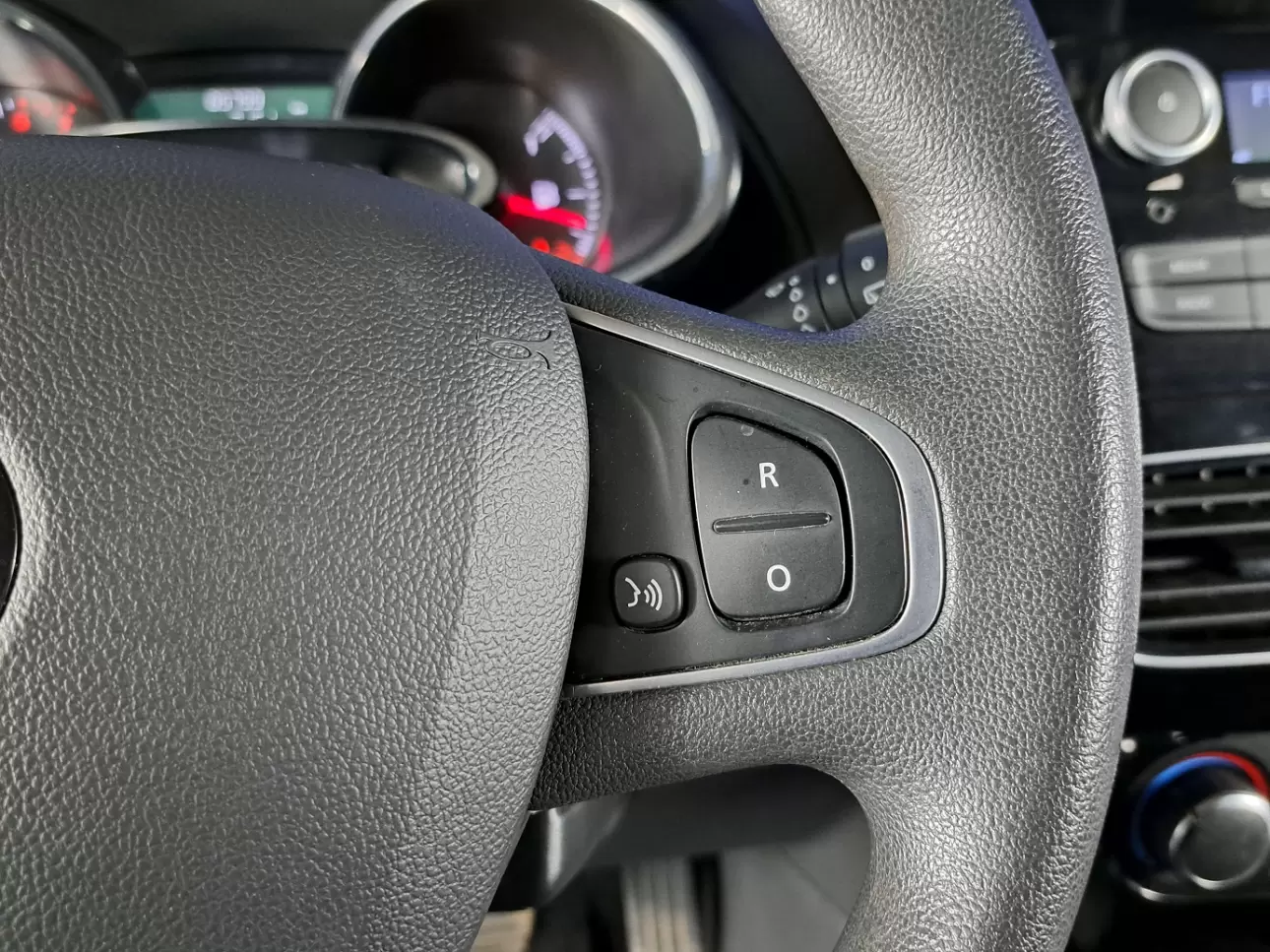 RENAULT CLIO Break 2019
