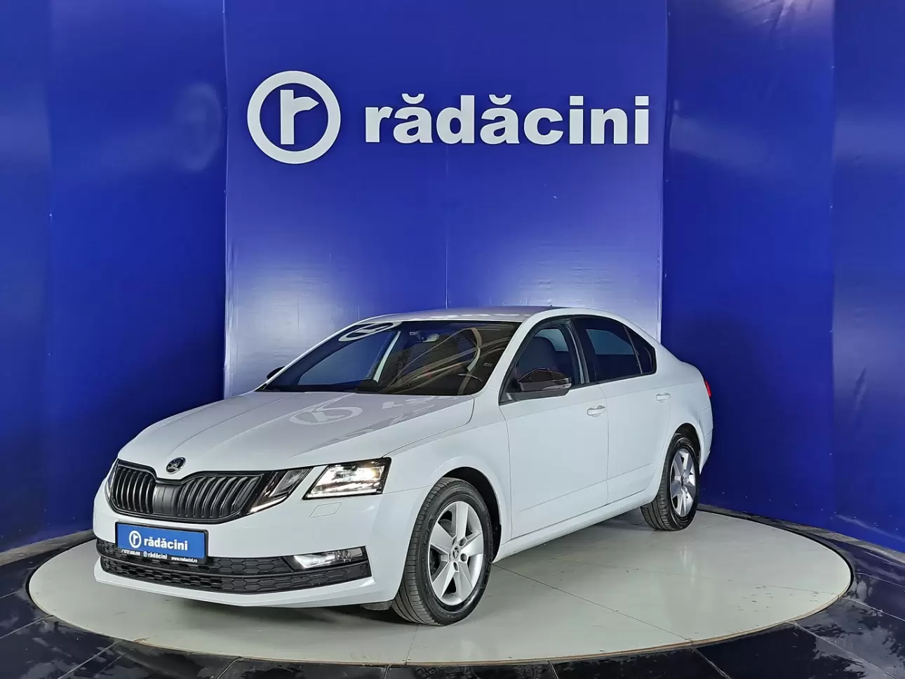 SKODA OCTAVIA Sedan 2019