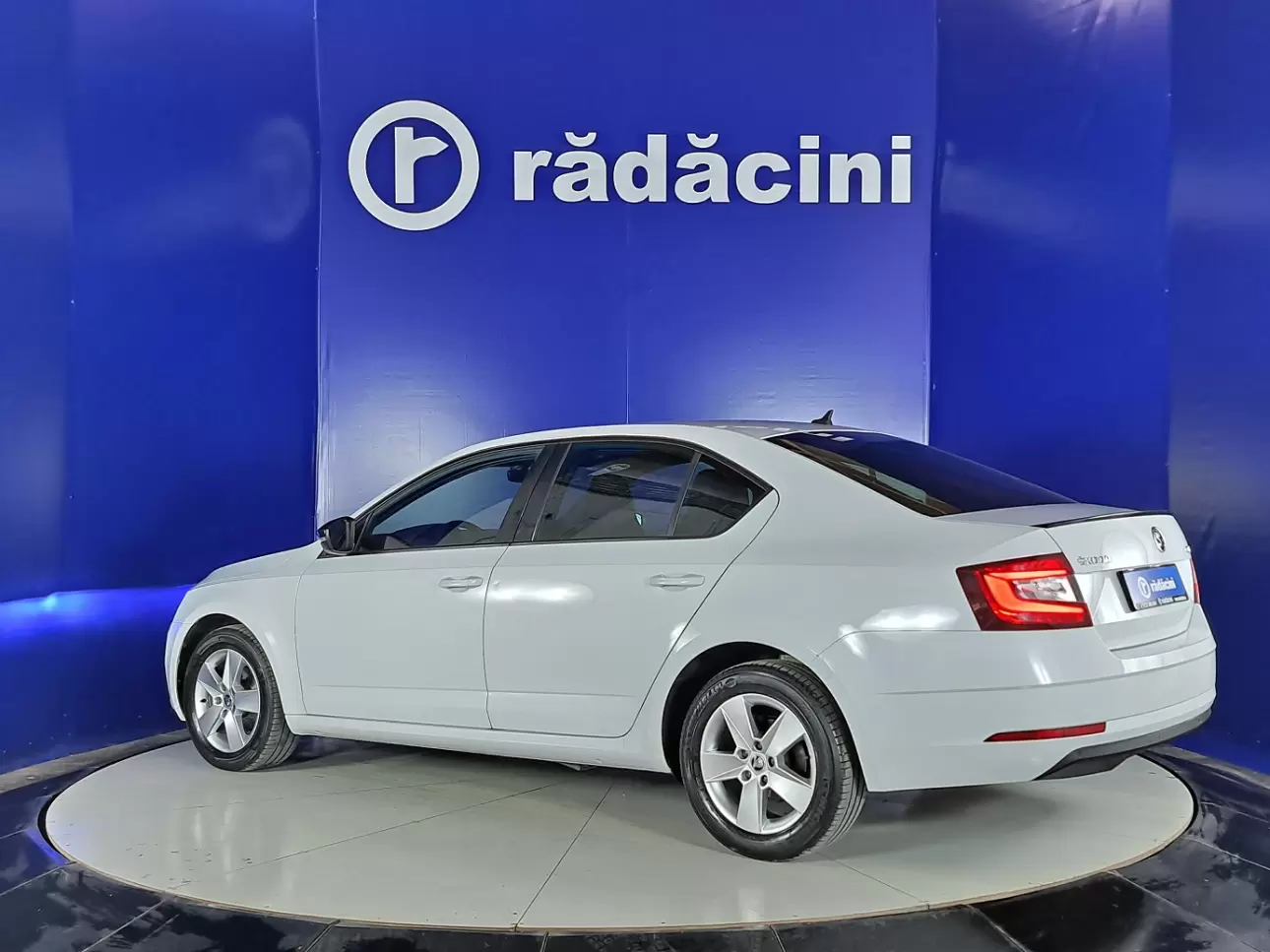 SKODA OCTAVIA Sedan 2019