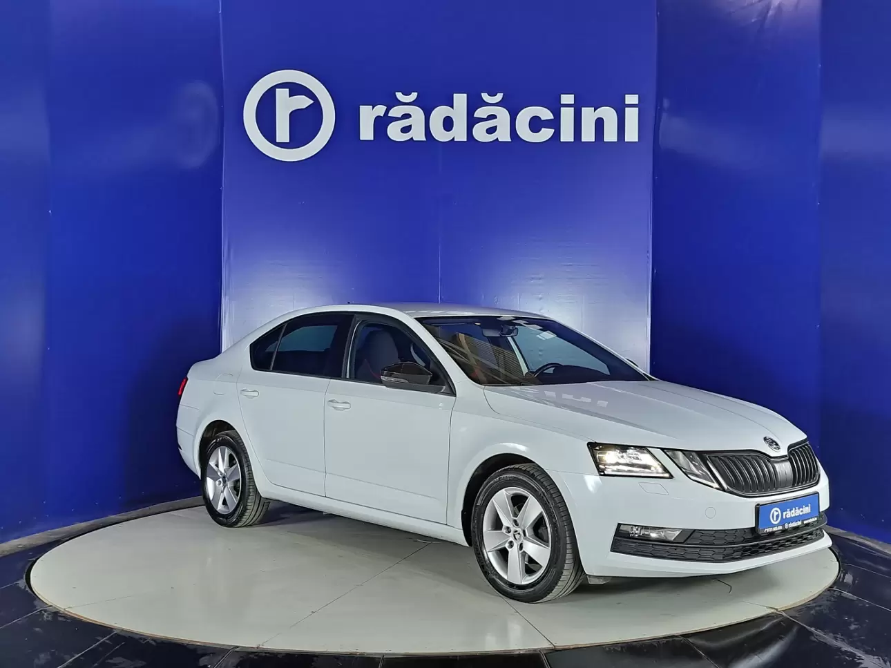 SKODA OCTAVIA Sedan 2019