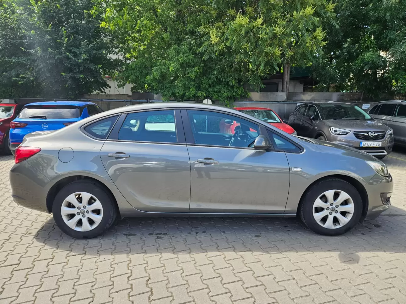 Opel Astra J Sedan Sedan 2019