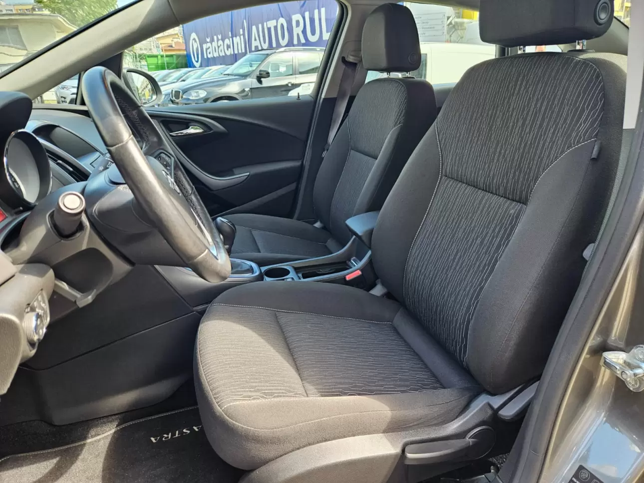 Opel Astra J Sedan Sedan 2019