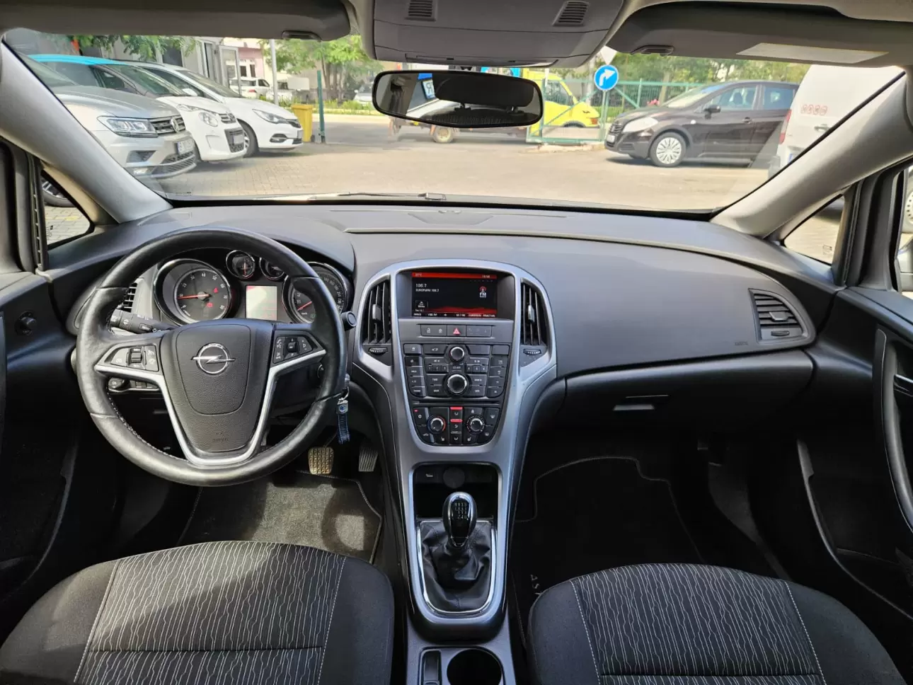 Opel Astra J Sedan Sedan 2019